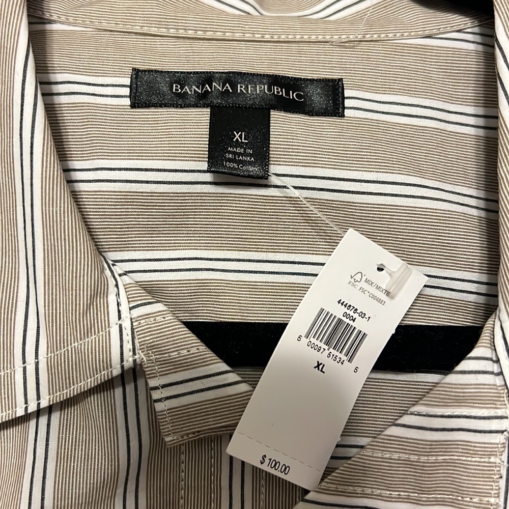 Banana Republic button down tunic; 100% cotton. Oversized, neutrals. - Picture 5 of 8